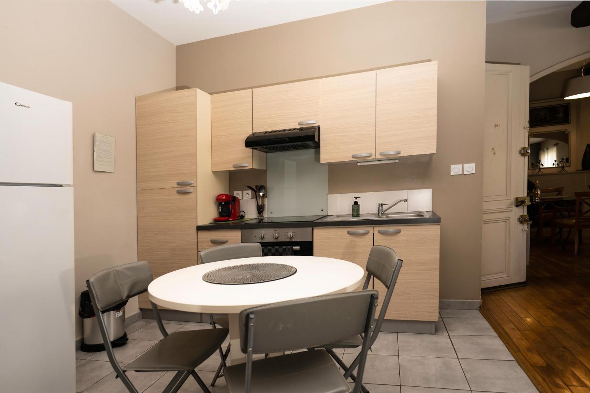 "Air D'Antan"-Meuble De Tourisme 3 Etoiles -Residence "Les Logis De Beziers"-Garage Optionnel-Coeur De Ville-Plages A 16Km ! Екстериор снимка